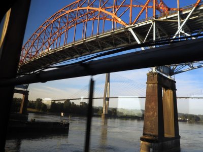 Patullo Bridge New Westminster to Surrey.jpg