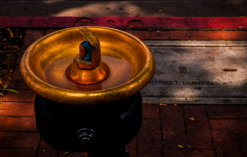 Drinking fountain, Santa Barbara, California, 2014