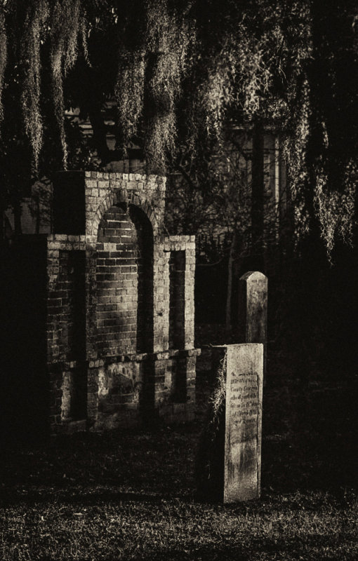 Evening, Colonial Park Cemetery, Savannah, Georgia, 2014