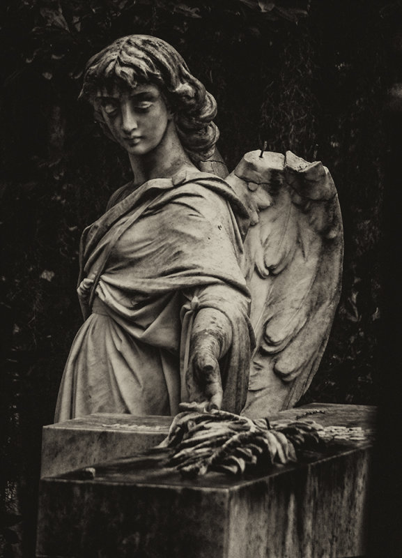 Broken angel, Bonaventure Cemetery, Savannah, Georgia, 2014