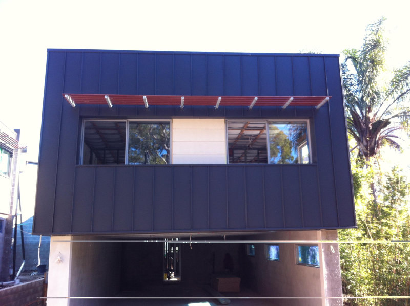 40A Rignold St SeaforthVertical Aluminium stain black standing seam cladding award winning job