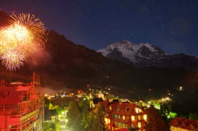 Switzerland fireworks Wengen 4.jpg