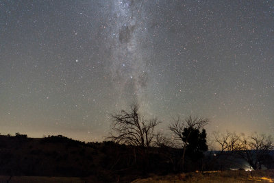 A rising Southern Milky Way