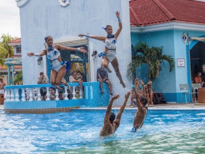 Star Friends Water Ballet