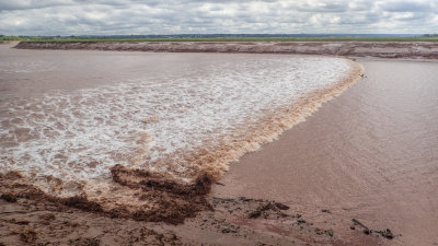 Tidal Bore Surfing - Moncton