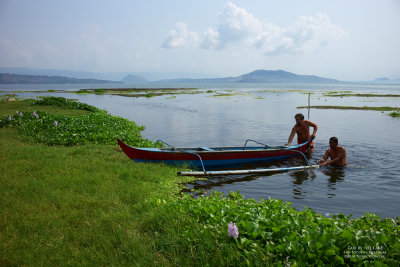 Taxi by the Lake L1000413.jpg