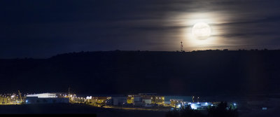 Luna Llena sobre el Poligono de Chiloeches