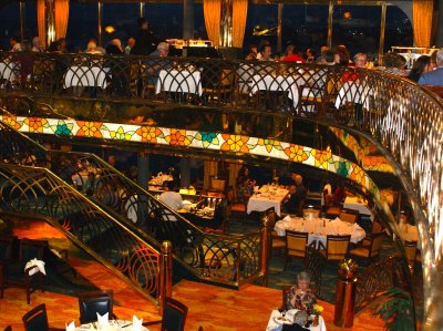 La Fontaine dining room