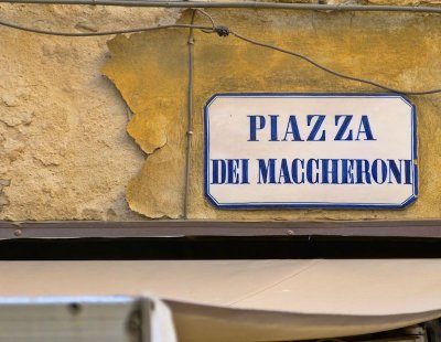 Maccheroni Square....