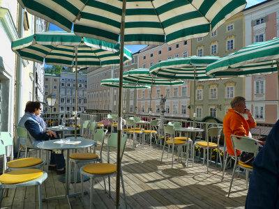 Sipping a cup of coffee on the terrace of the famous, old Caf Tomaselli...