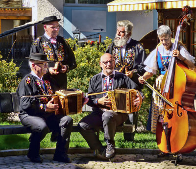 The elderly folk musicians' band...