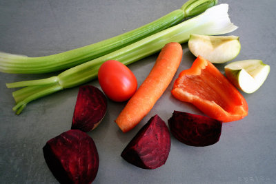 making the juice of vegetables and fruits