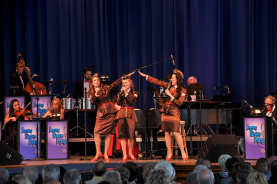 The Jersey Shore Pops with the Victory Belles