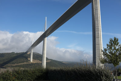 983.jpg