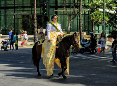 Entourage of Pa'u Queen