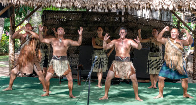 Aotearoa Cultural Presentation 2013 - MAORI HAKA - The traditional war dance