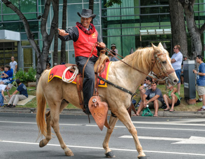 Kaua'i entourage Paniola (Hawaiian Cowboy)