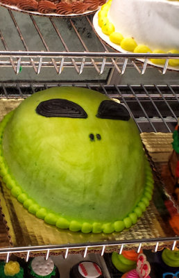 Another Alien in Bakery
