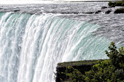 Edge of Horseshoe Falls