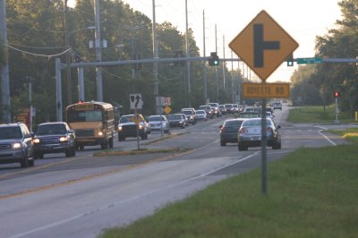 Traffic, Lithia Pinecrest Rd, Fish Hawk AM