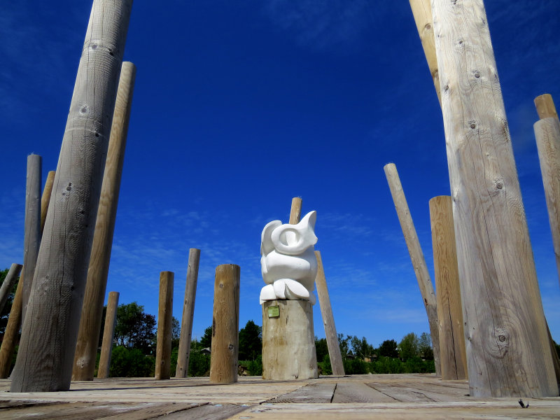 la sculpture sur le quai