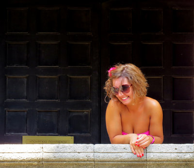  la touriste souriante