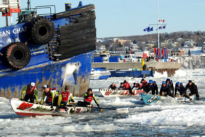 Course en canot  glace du Carnaval de Qubec 2014