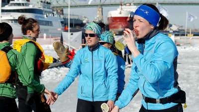 Course en canot  glace de Montral