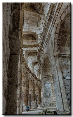 L'amphithtre romain d'Arles 5