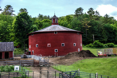 Typical Vermont Round Barn