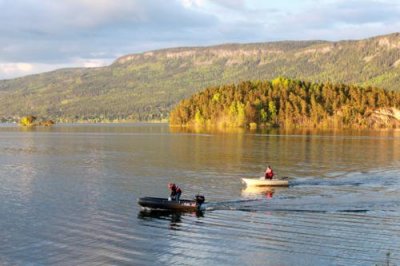 6141 Steinsfjorden Honefoss.jpg