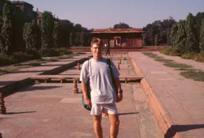 1995006075 Paul Red Fort Delhi.jpg