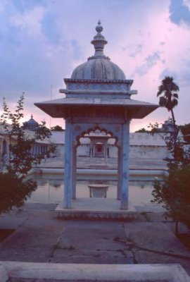 1995007019 Festival Palace Udaipur.jpg