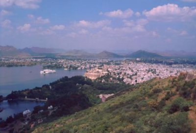 1995007030 Above Udaipur.jpg