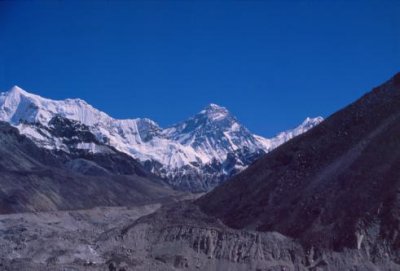 1995009003 Everest scoundrals view.jpg