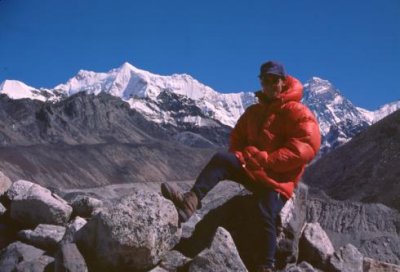 1995009005 Paul Everest scoundrals view.jpg