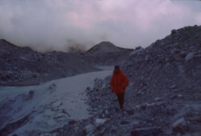 1995009033 Paul Ngozumpa Glacier.jpg