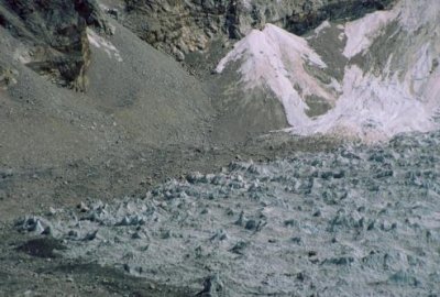 1995009066 Everest Base camp.jpg