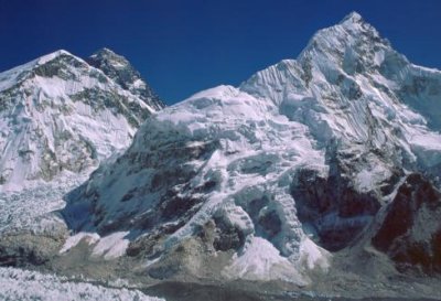 1995009068 Everest and Nuptse.jpg