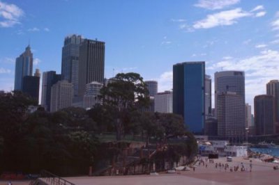 1995011015 Sydney skyline.jpg