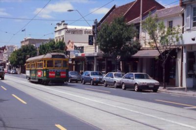 1995011036 Tram Melbourne.jpg