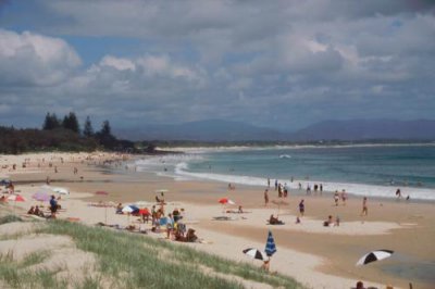 1996011070 Byron Bay beach.jpg