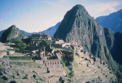 1996016082 Machu Picchu.jpg