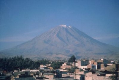 1996016090 Volcan El Miste Arequipa.jpg