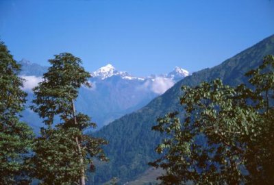 1997021098 Distant Peaks Sete-Lamjura La.jpg