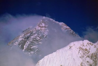 1997023097 Cloudy Southwest face Everest.jpg