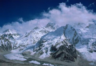 1997024014 Clouds surrounds Everest.jpg