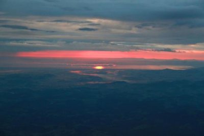 2014081018 Dawn over Bodensee.JPG