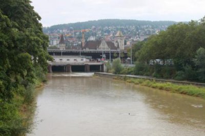 2014081029 Limmat River Zurich.JPG