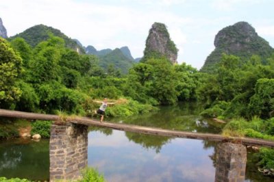 2015080566 Paul Yulong River.jpg